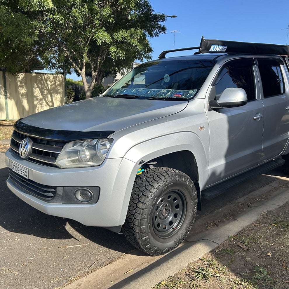 Amarok Solar Screen Dash Shade