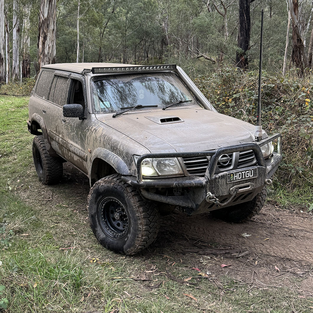 GU Patrol Bullseye Bracket Roof Mounted Lightbar
