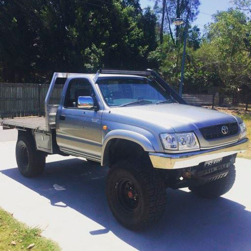 Toyota Hilux N60 Bullseye Bracket Curved Lightbar Mount