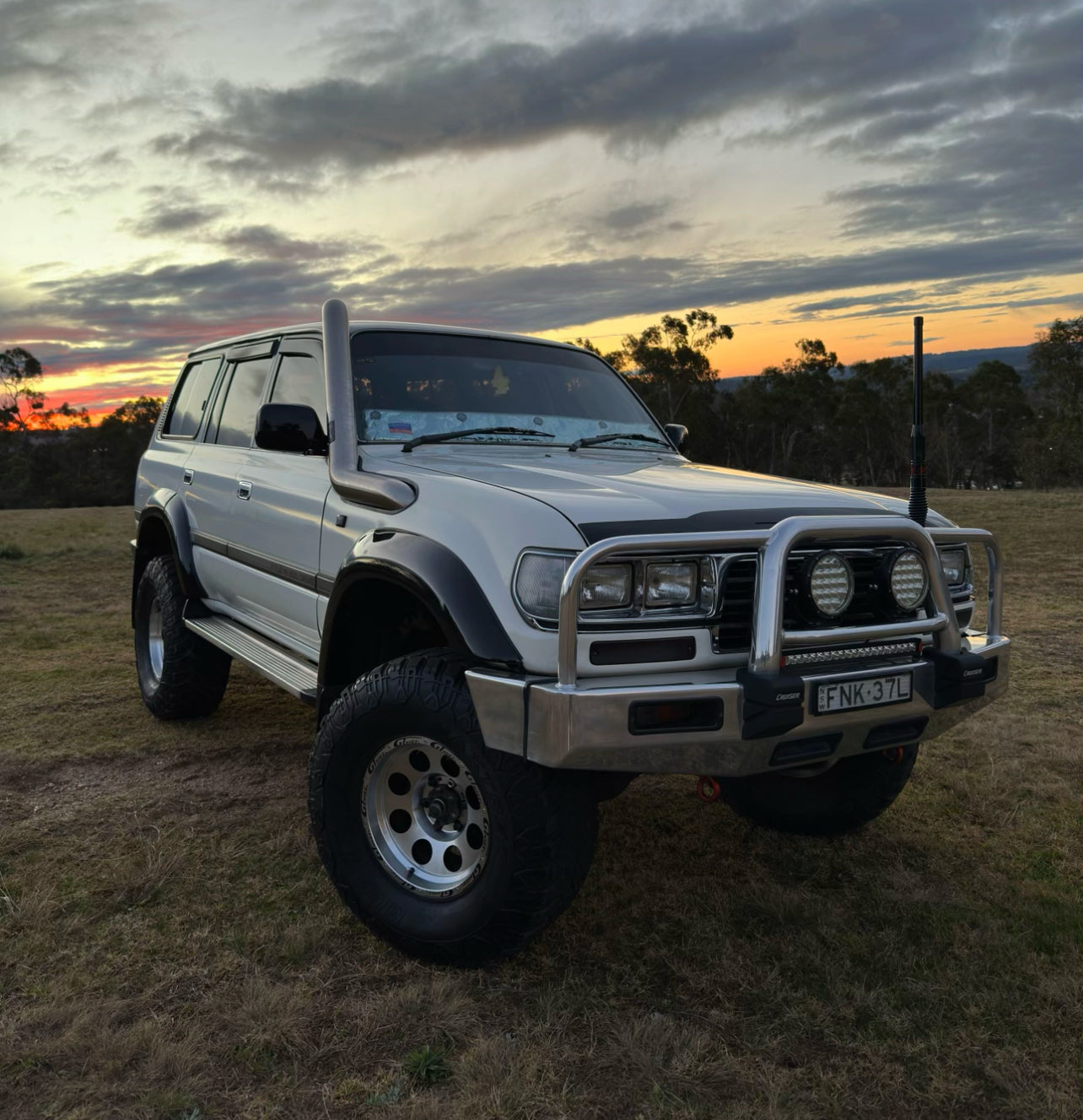 
                  
                    Solar Screens for Toyota Landcruiser 80 Series GXL
                  
                