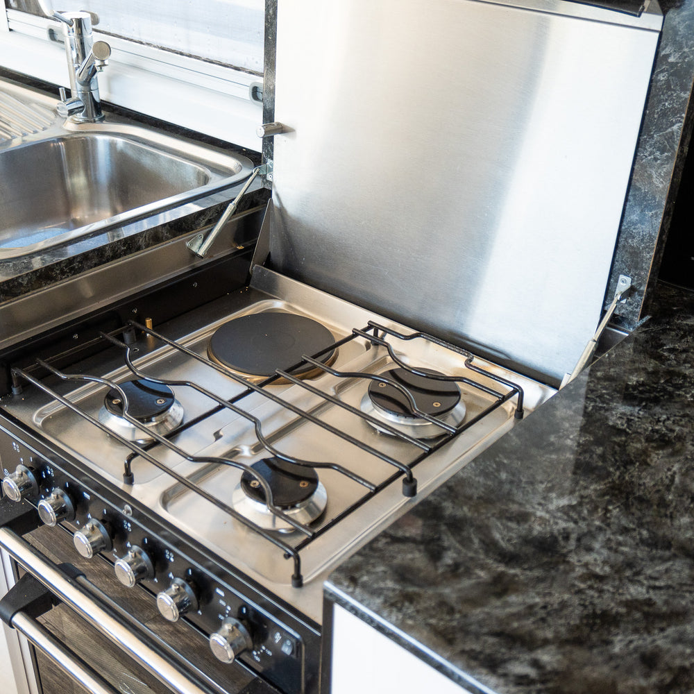 
                  
                    2022 Sunrise La Maison 23.5ft
                  
                