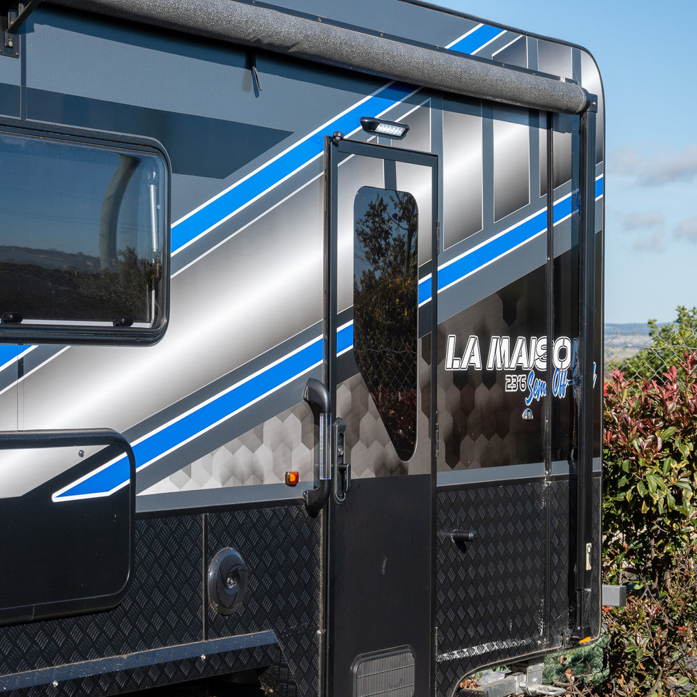 
                  
                    2022 Sunrise La Maison 23.5ft
                  
                