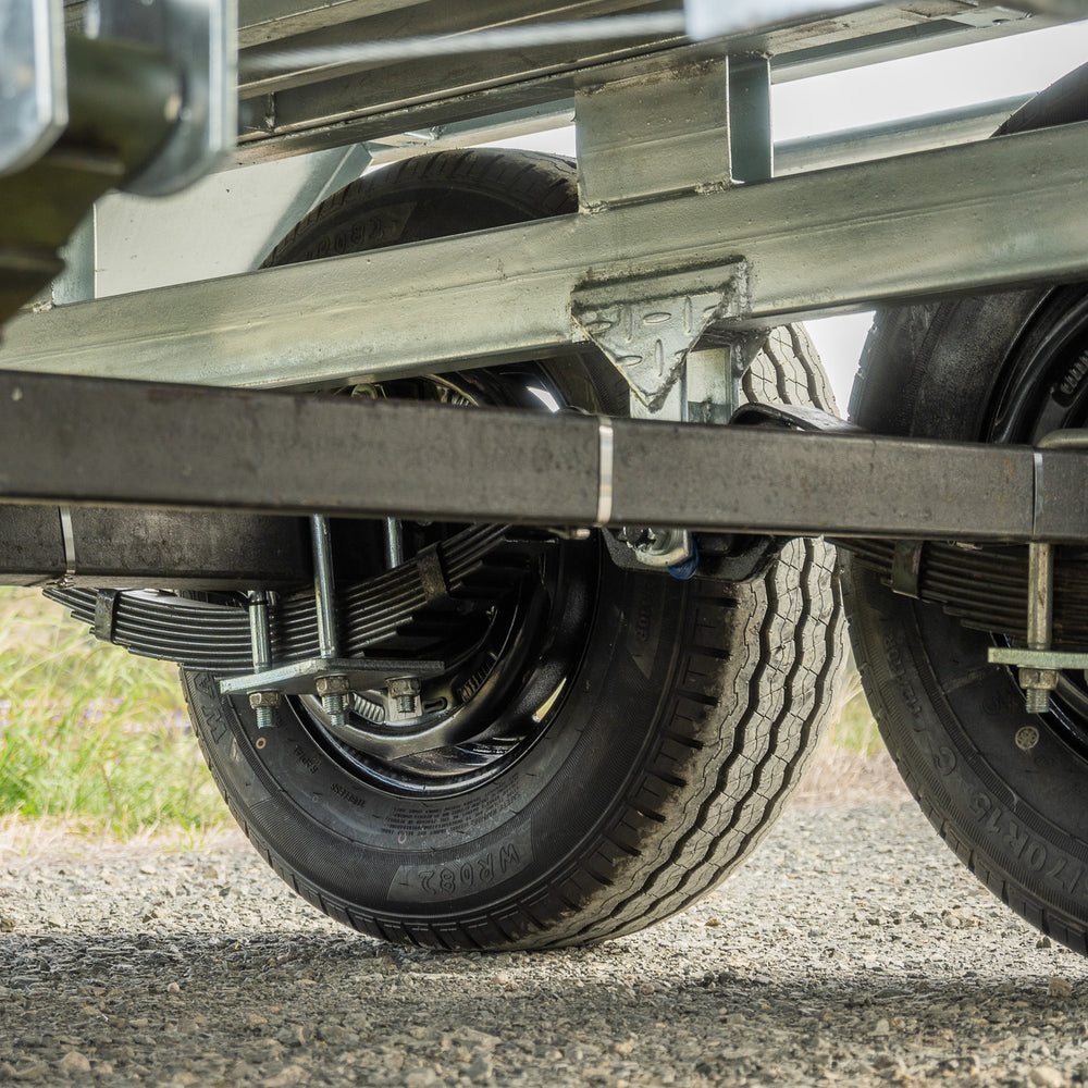 
                  
                    MAKS Dual Axle Flat-Top Strong Galvanized Trailer
                  
                