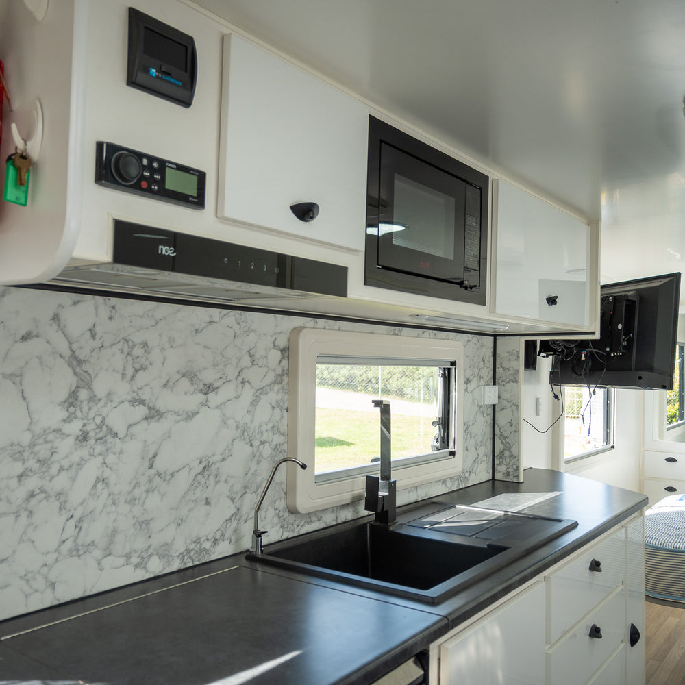 
                  
                    2020 Retreat Fraser 216R
                  
                