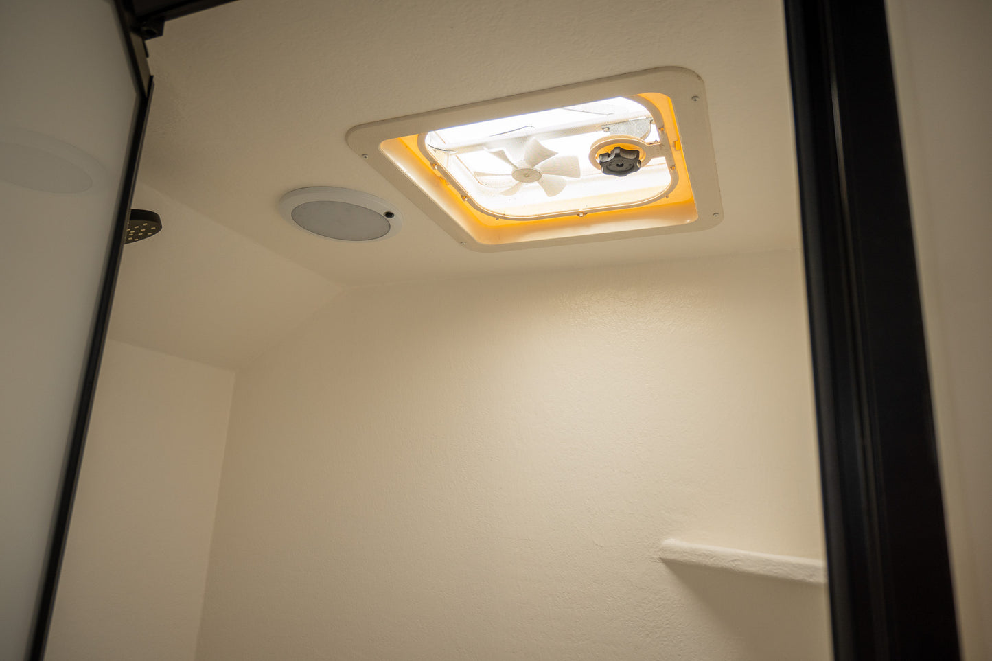 
                  
                    2020 RETREAT FRASER 216R
                  
                