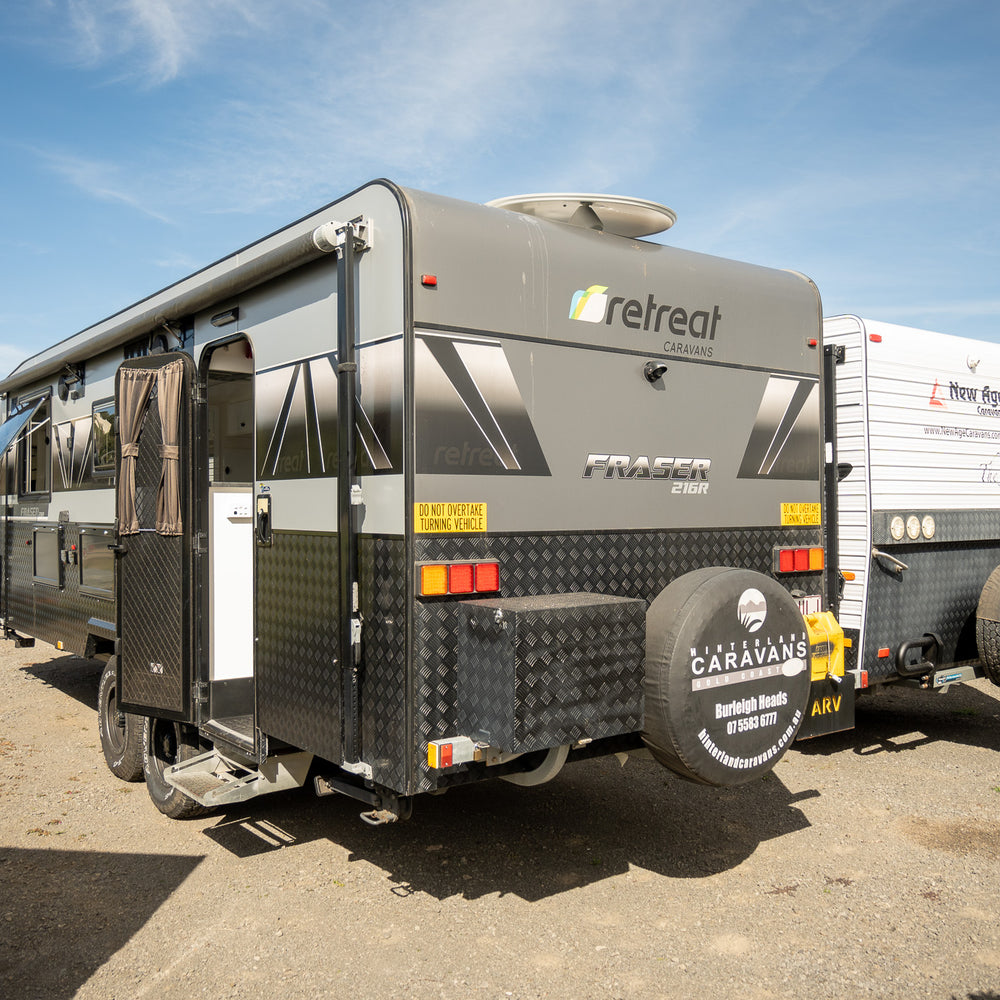 
                  
                    2020 RETREAT FRASER 216R
                  
                