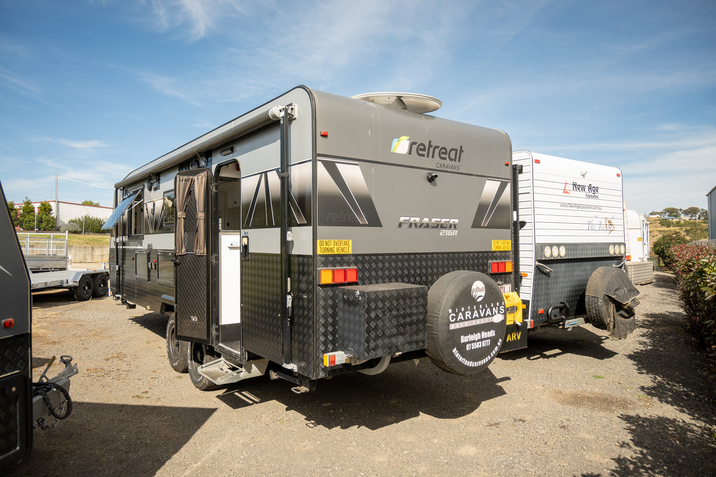 
                  
                    2020 RETREAT FRASER 216R
                  
                