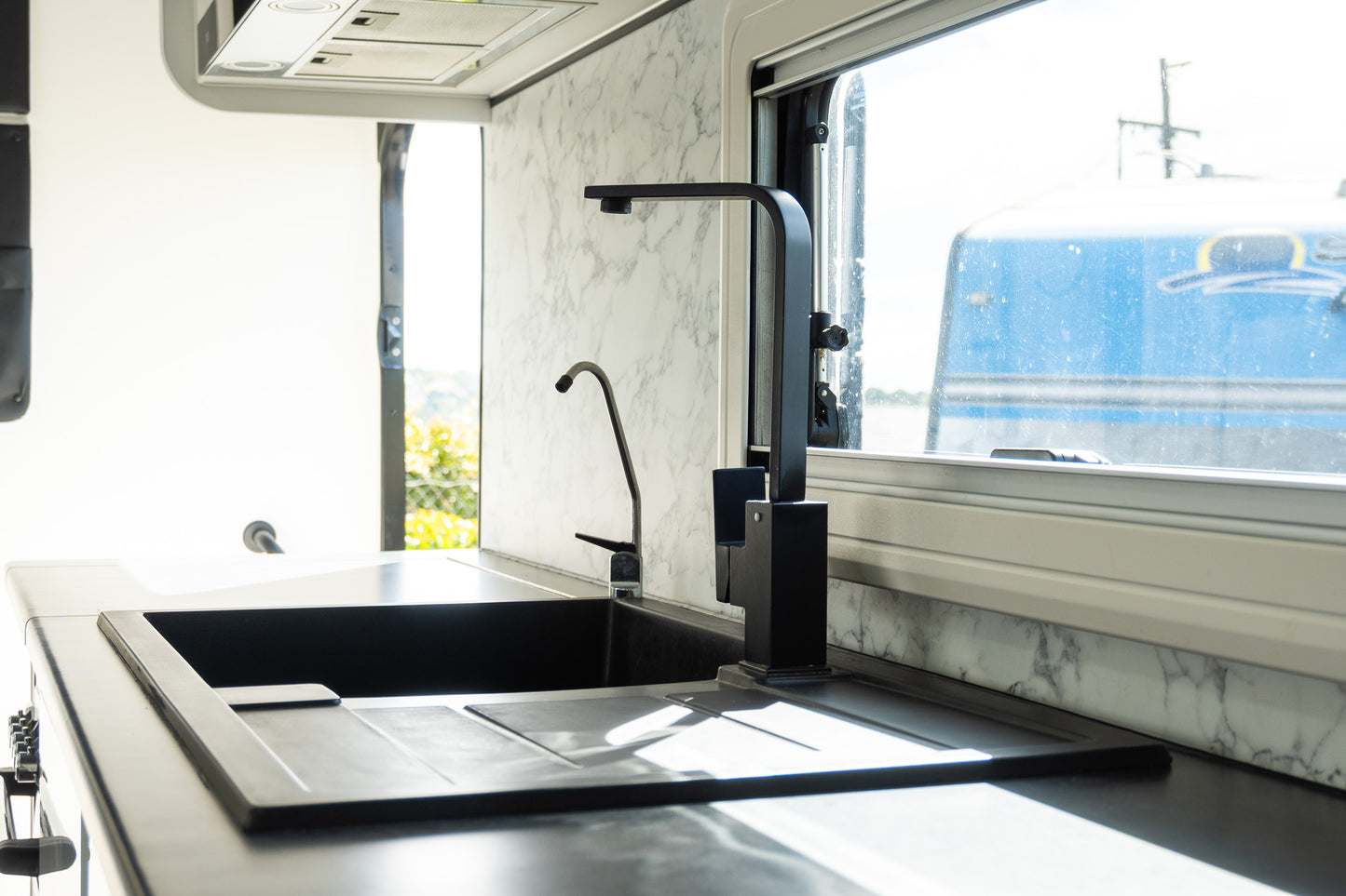 
                  
                    2020 RETREAT FRASER 216R
                  
                