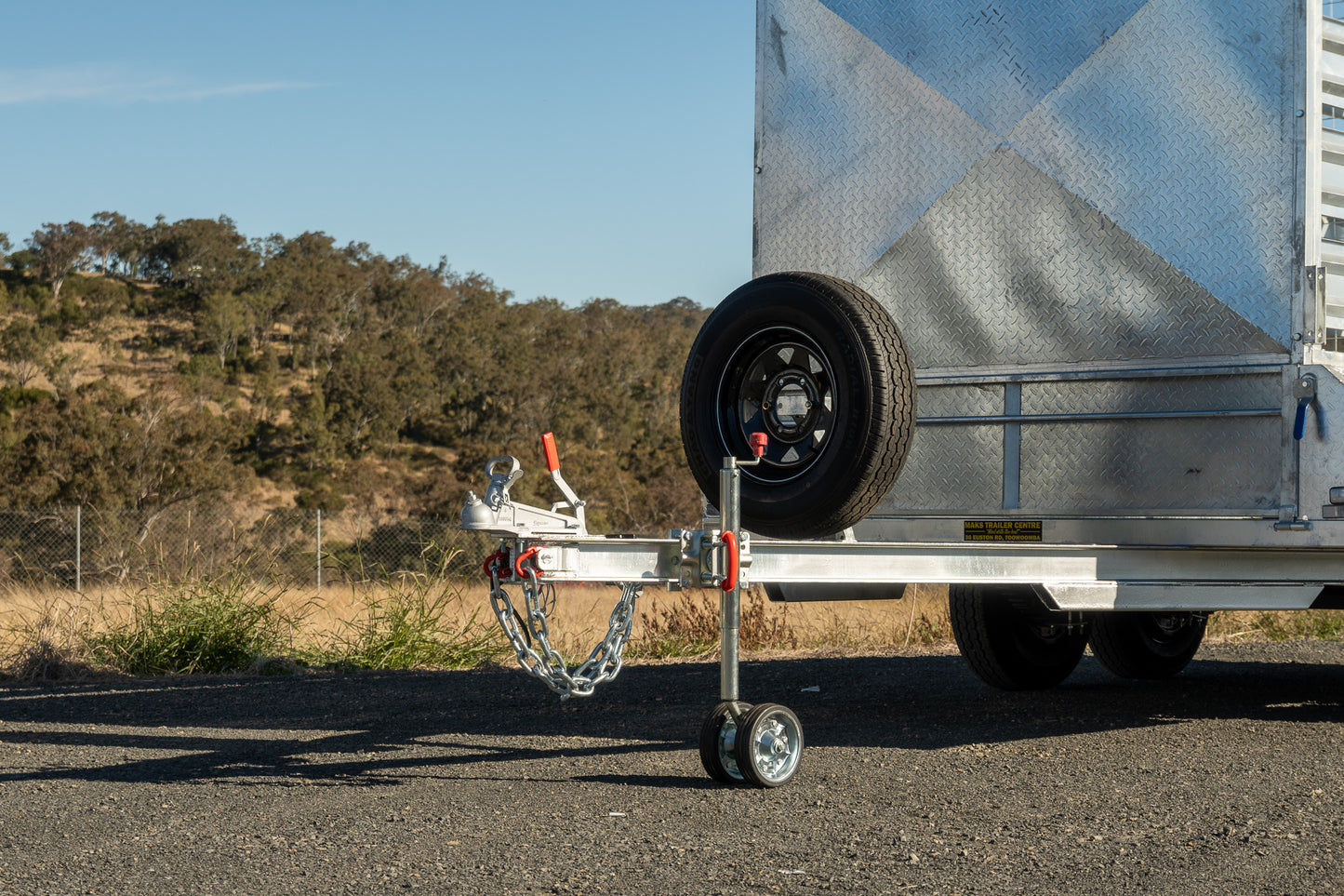 
                  
                    MAKS Cattle & Livestock Trailer
                  
                