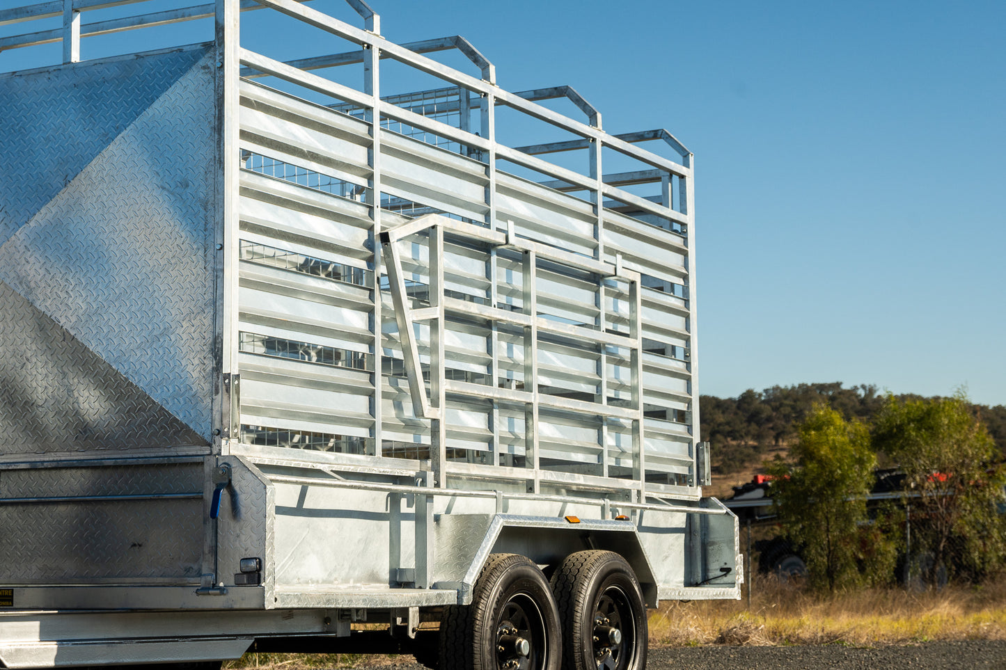 
                  
                    MAKS Cattle & Livestock Trailer
                  
                
