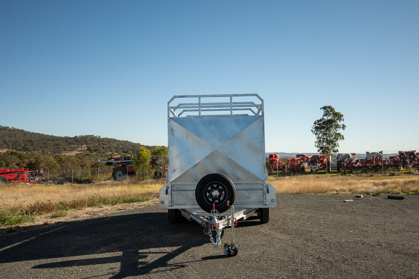 
                  
                    MAKS Cattle & Livestock Trailer
                  
                