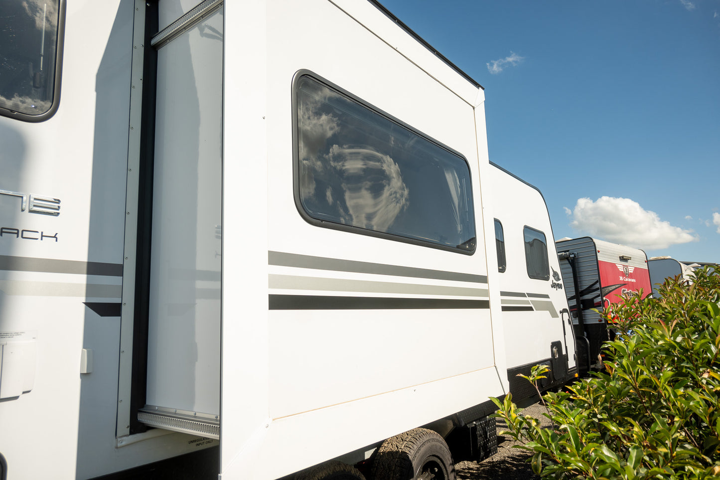 
                  
                    2024 Jayco Silverline 21'6"
                  
                