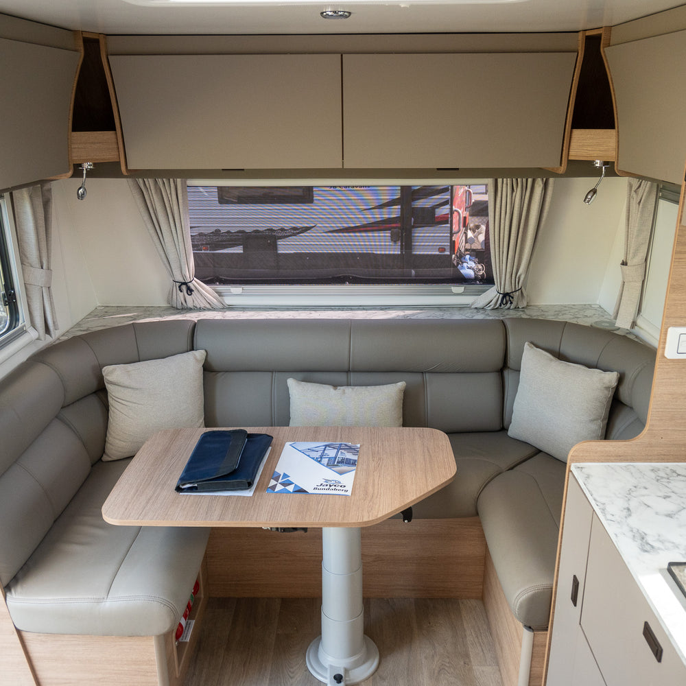 
                  
                    2024 Jayco Silverline 21'6"
                  
                