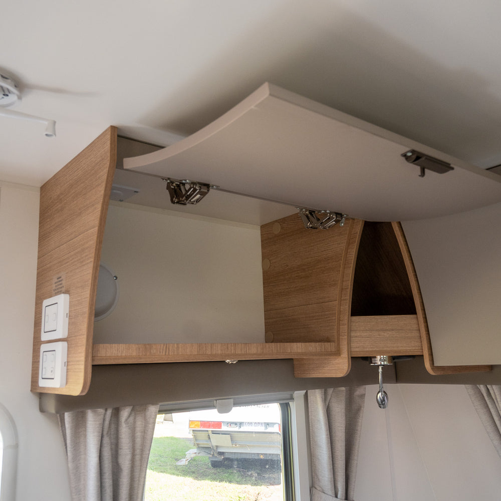 
                  
                    2024 Jayco Silverline 21'6"
                  
                