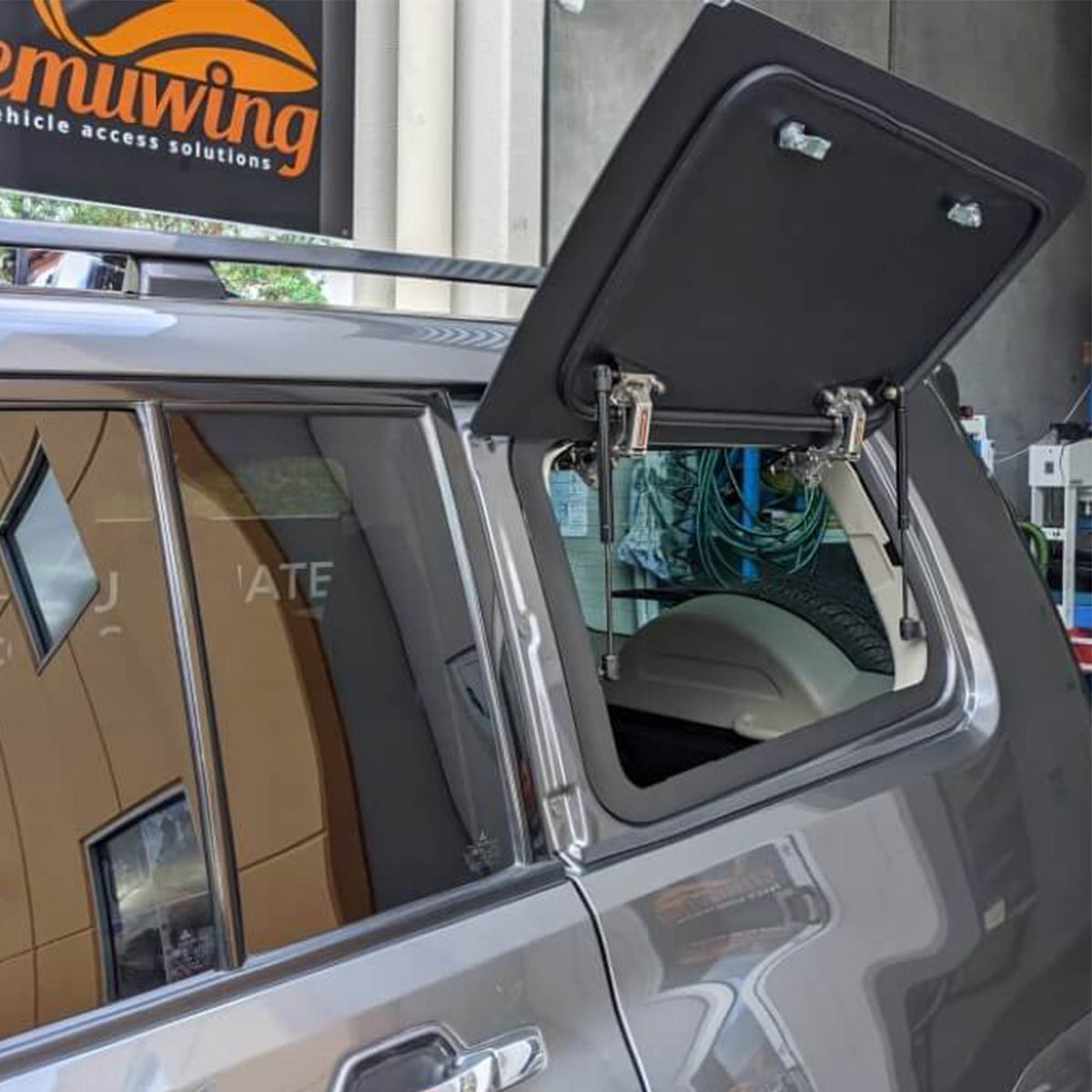 
                  
                    Emuwing Gullwing Window to Suit Mitsubishi Pajero Gen 4 (2006–2021) NS, NT, NW, NX
                  
                