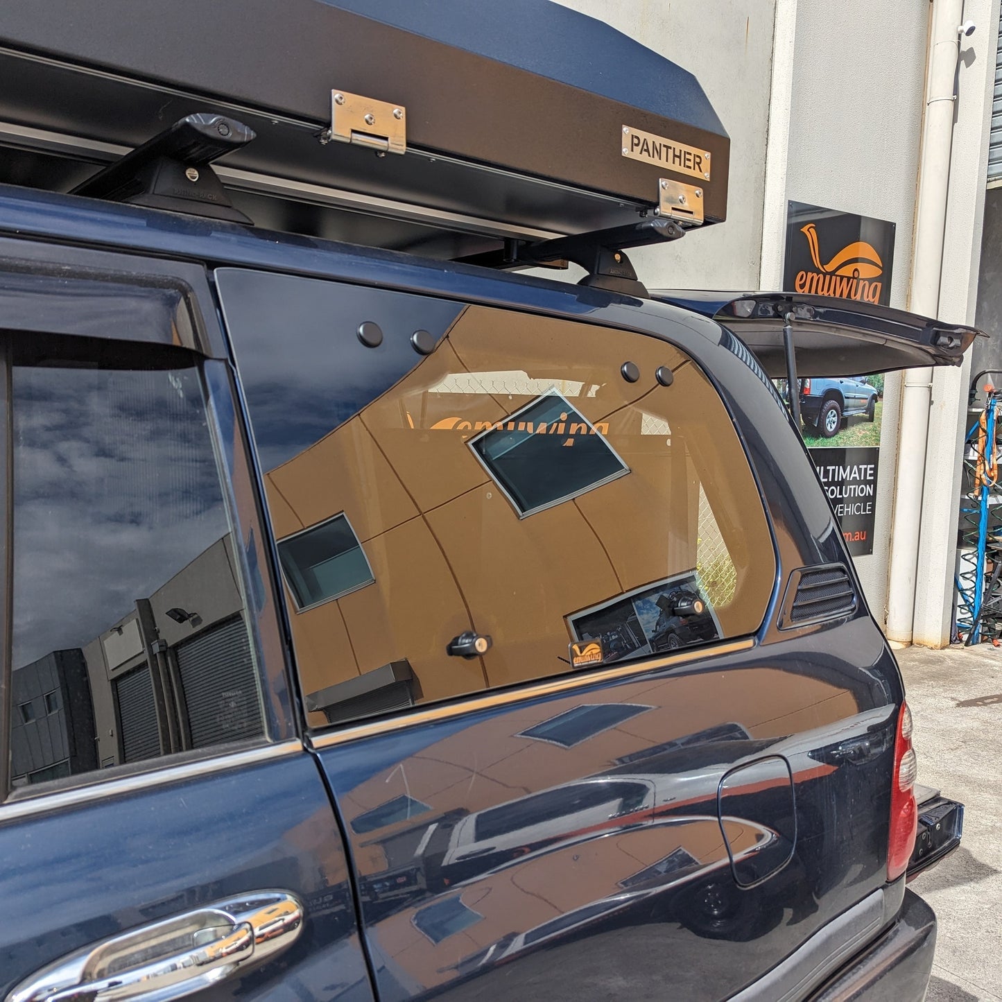
                  
                    Emuwing Gullwing Window to Suit Toyota Land Cruiser 100/105 Series & Lexus LX470 (1998–2007)
                  
                