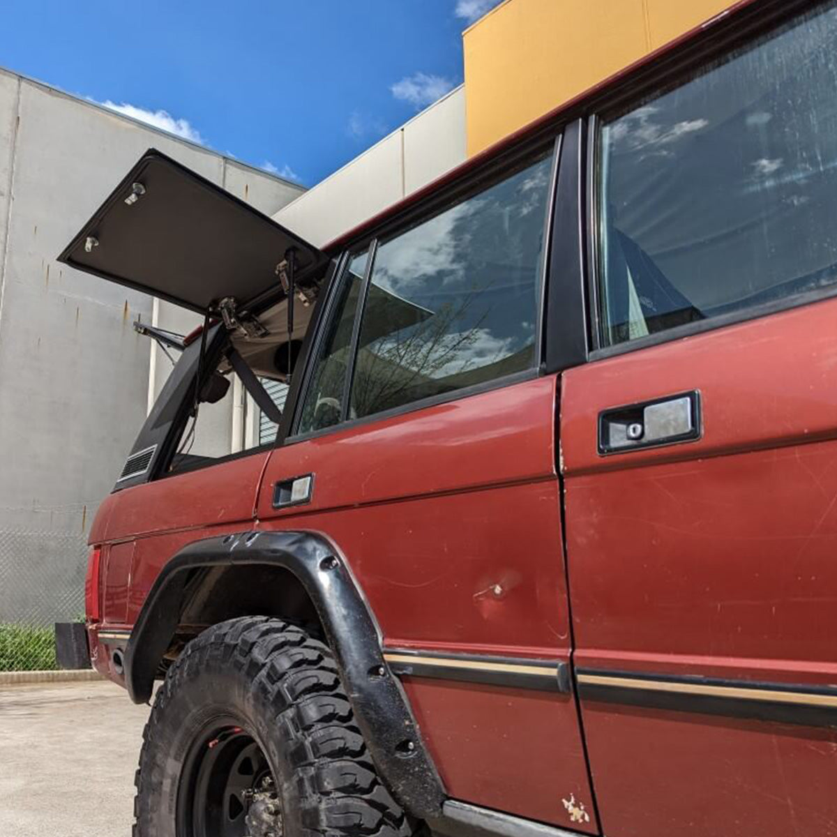 
                  
                    Emuwing Gullwing Window to Suit Range Rover Classic 4 Door
                  
                