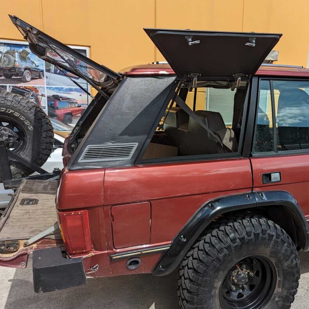 
                  
                    Emuwing Gullwing Window to Suit Range Rover Classic 4 Door
                  
                