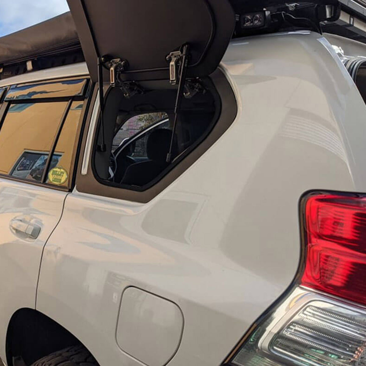 
                  
                    Emuwing Gullwing Window to Suit Toyota Land Cruiser Prado 150 Series (2009–Present)
                  
                