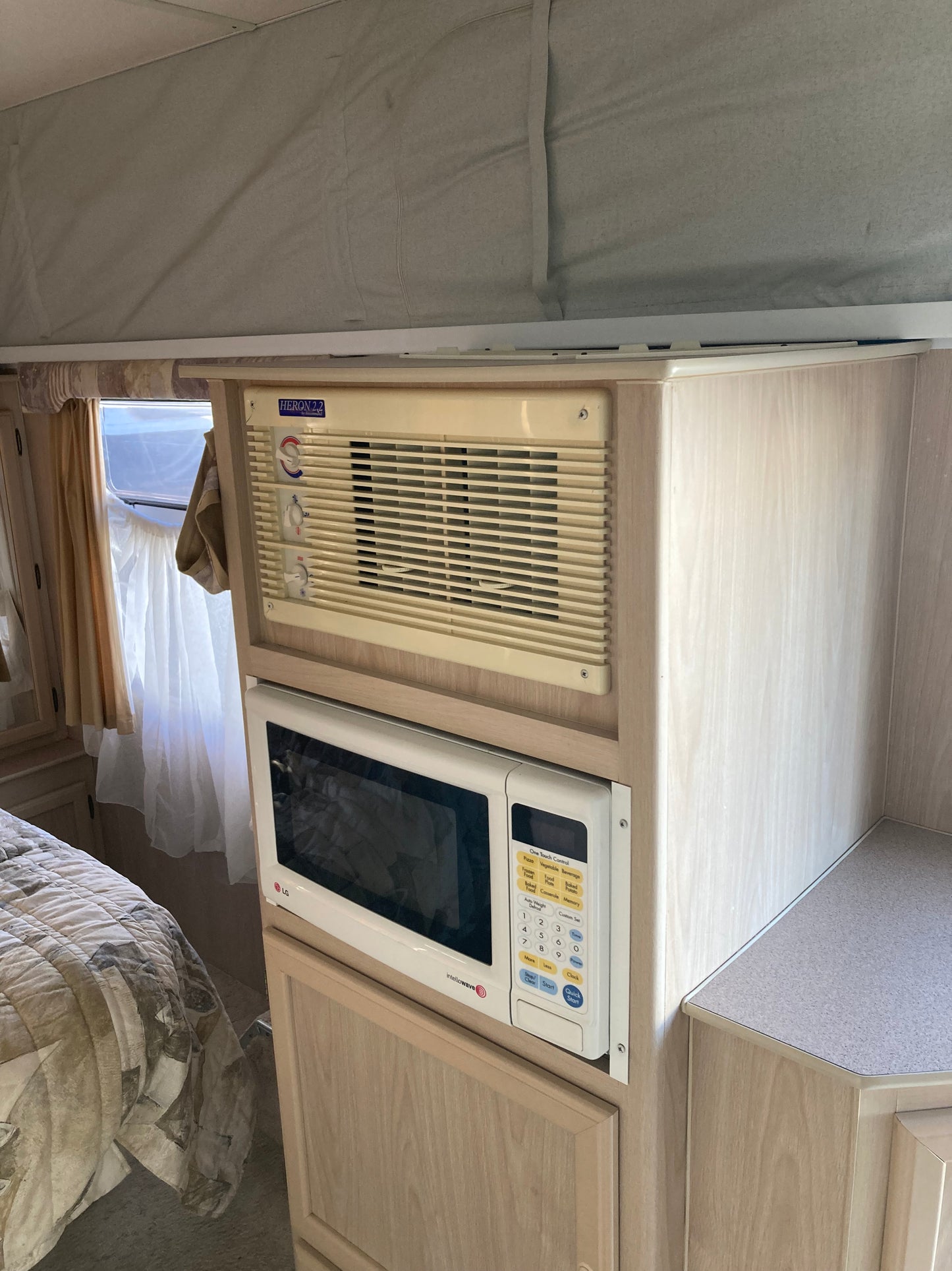
                  
                    2001 Jayco Westport 18ft
                  
                