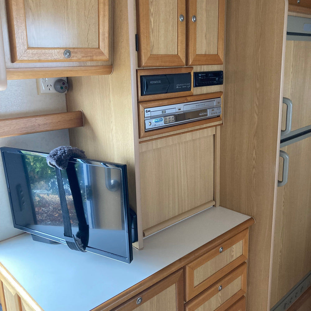 
                  
                    2004 Boroma Di Lusso 700st 23ft
                  
                