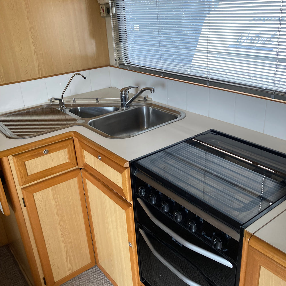 
                  
                    2004 Boroma Di Lusso 700st 23ft
                  
                