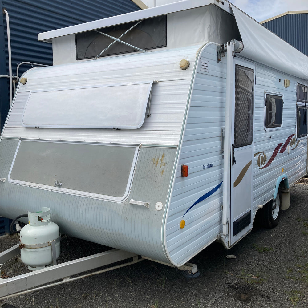 
                  
                    2003 Windsor Streamliner 17.5ft
                  
                