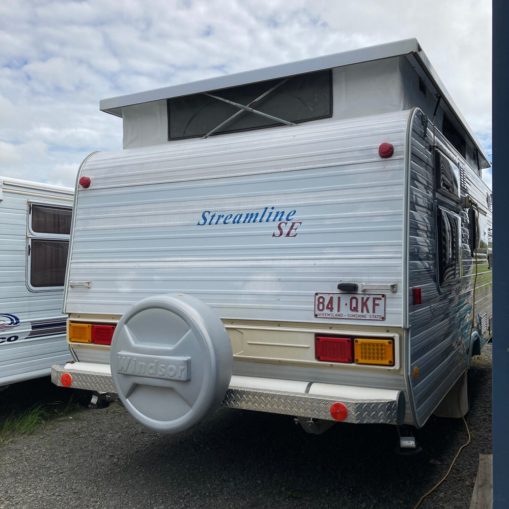 
                  
                    2003 Windsor Streamliner 17.5ft
                  
                