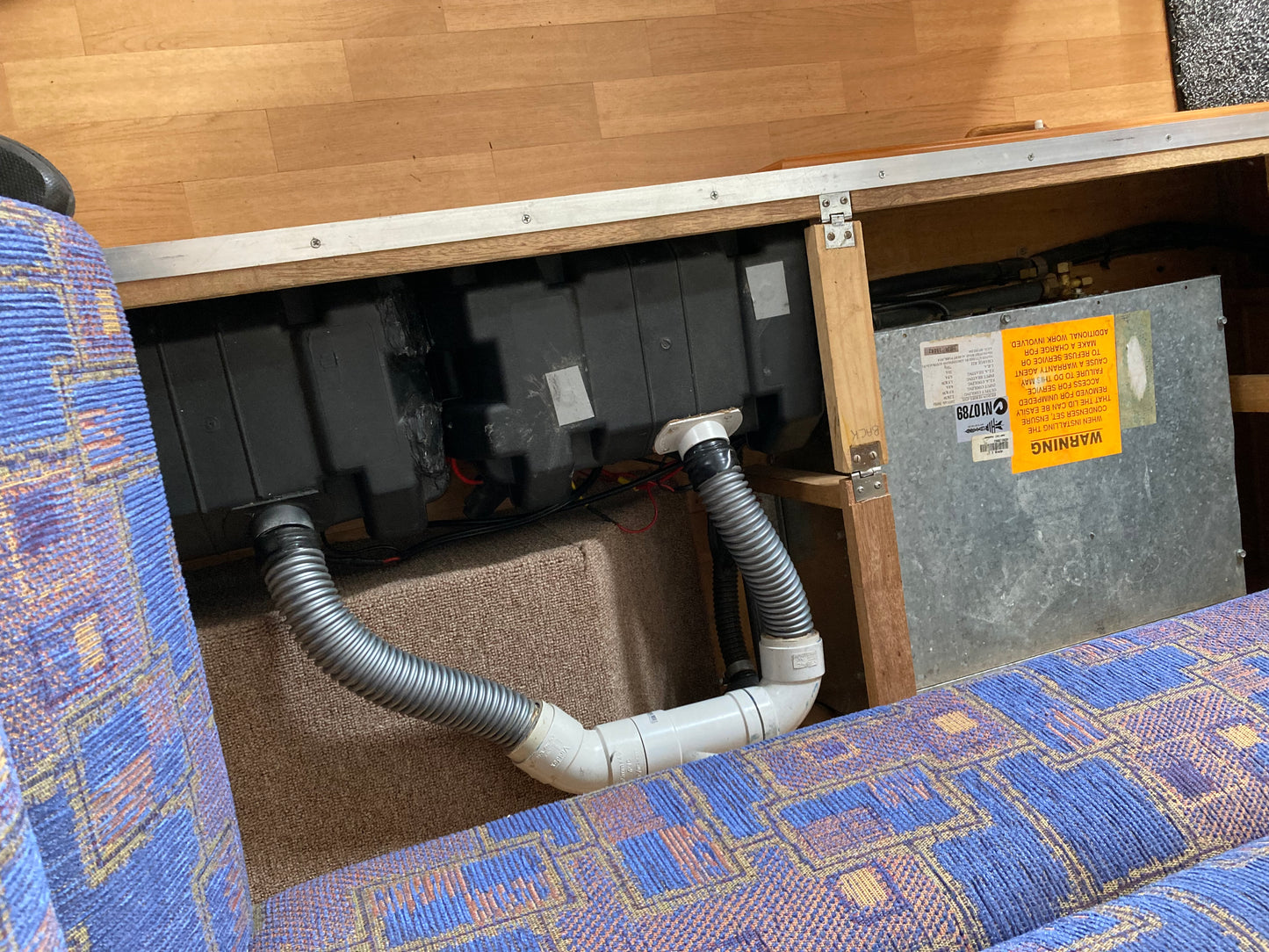 
                  
                    2003 Windsor Streamliner 17.5ft
                  
                