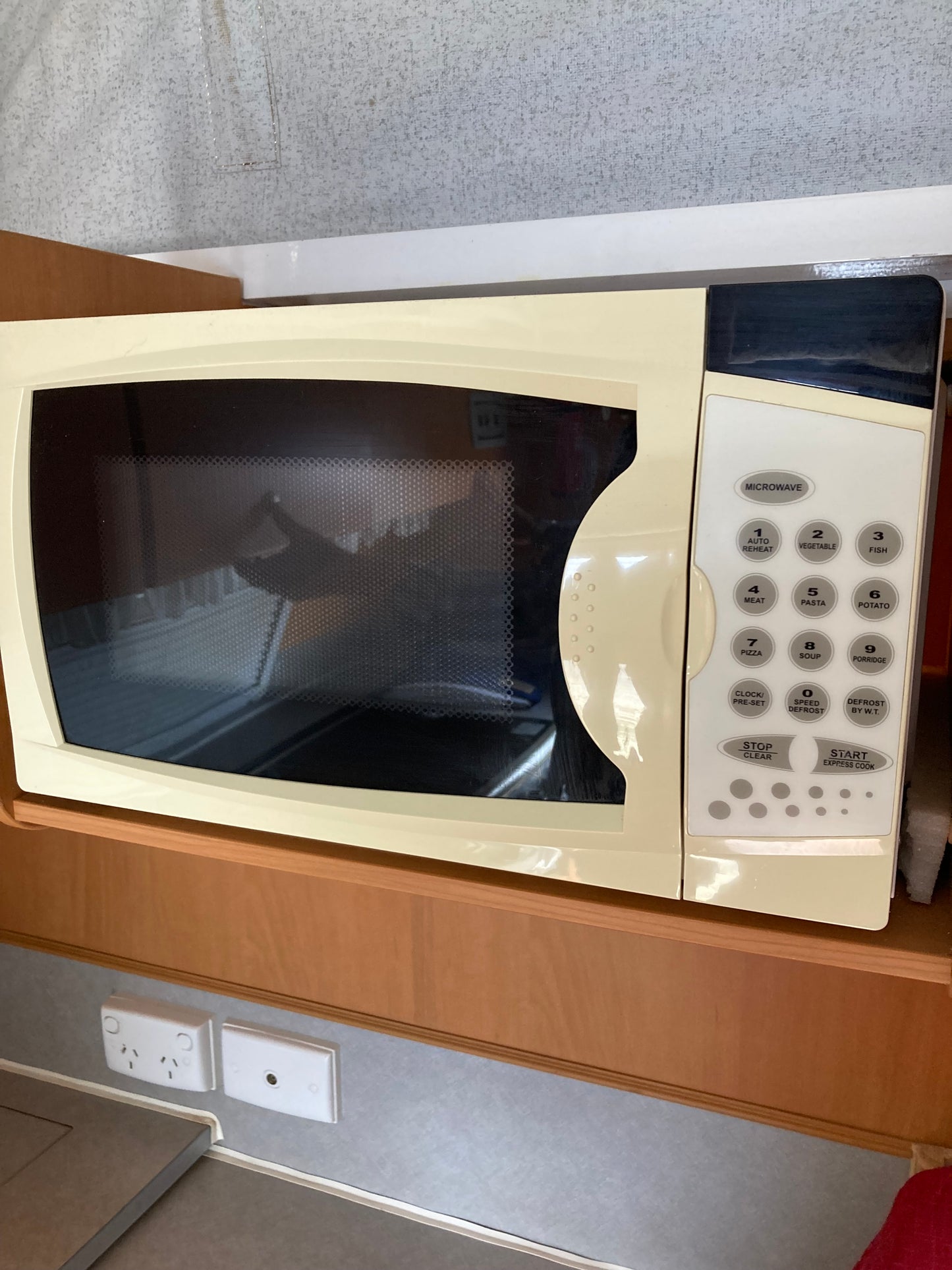 
                  
                    2007 Avan The Erin Mk2 17.5ft
                  
                