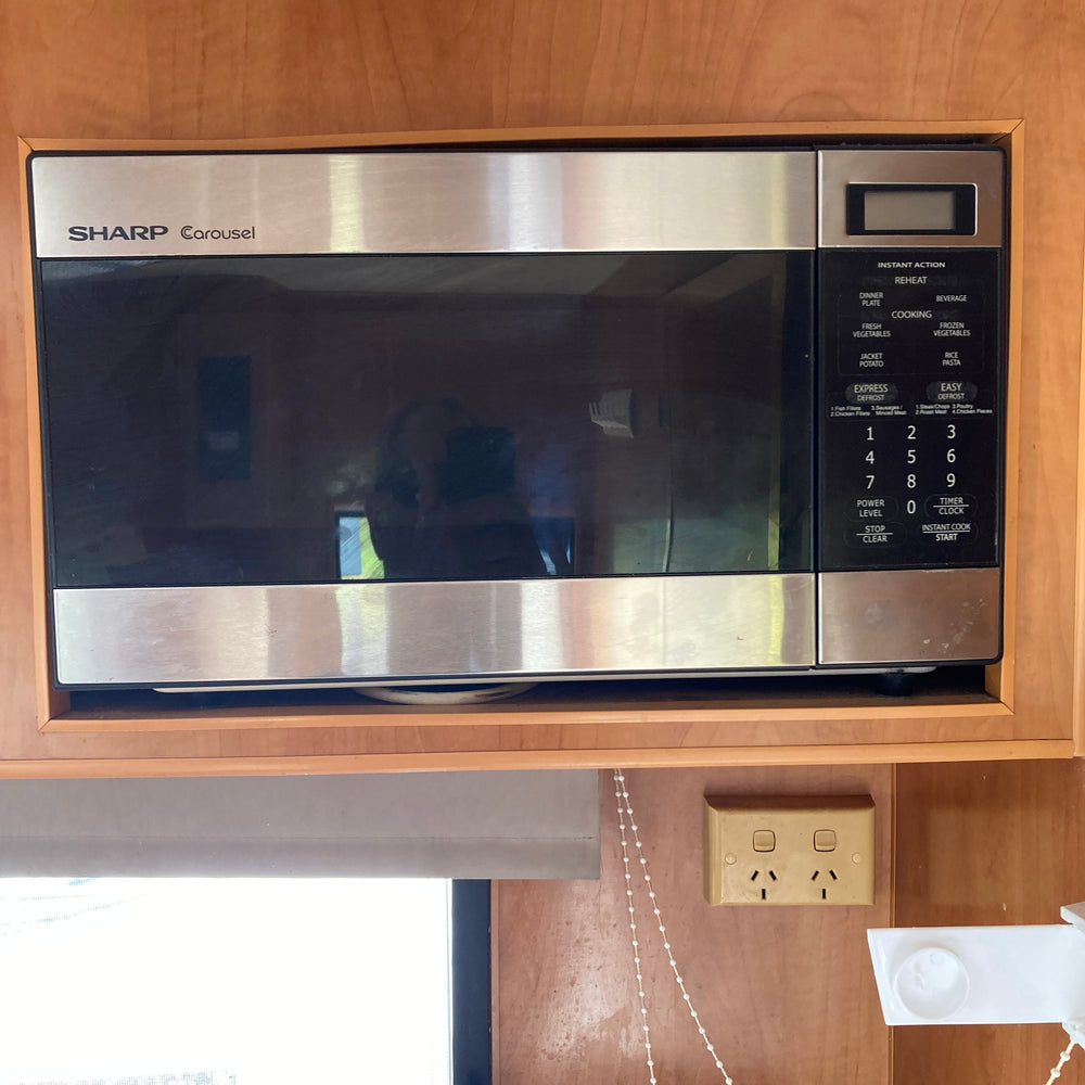 
                  
                    2006 Olypmic Champion 22.5ft
                  
                