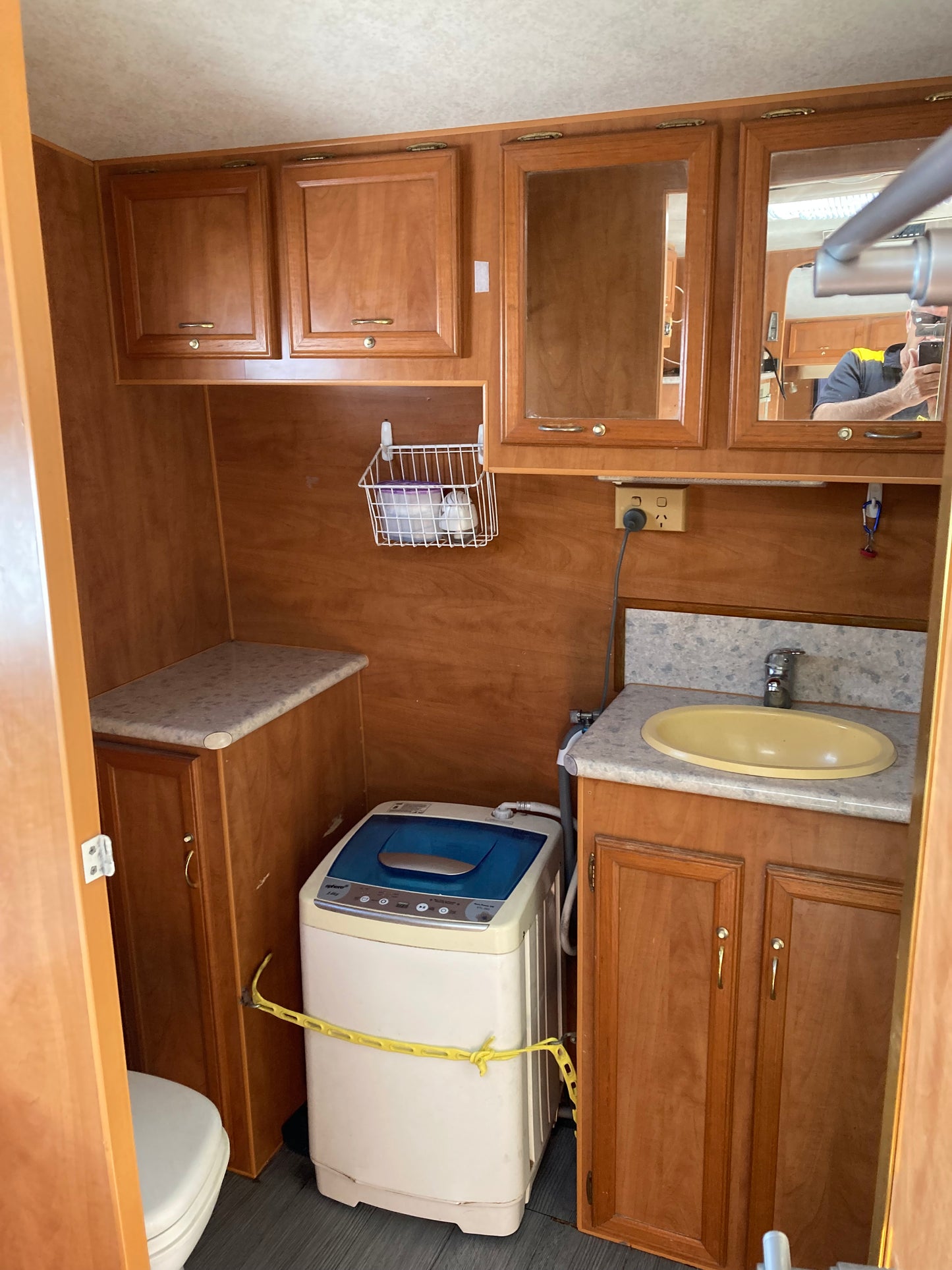 
                  
                    2006 Olypmic Champion 22.5ft
                  
                