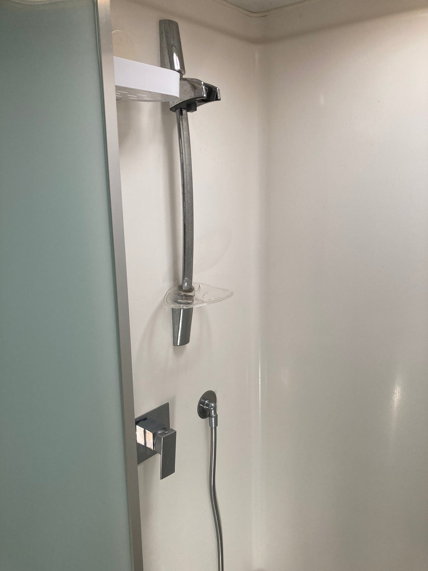 
                  
                    (SOLD) 2014 Roadstar Little Rippa 17.5ft
                  
                