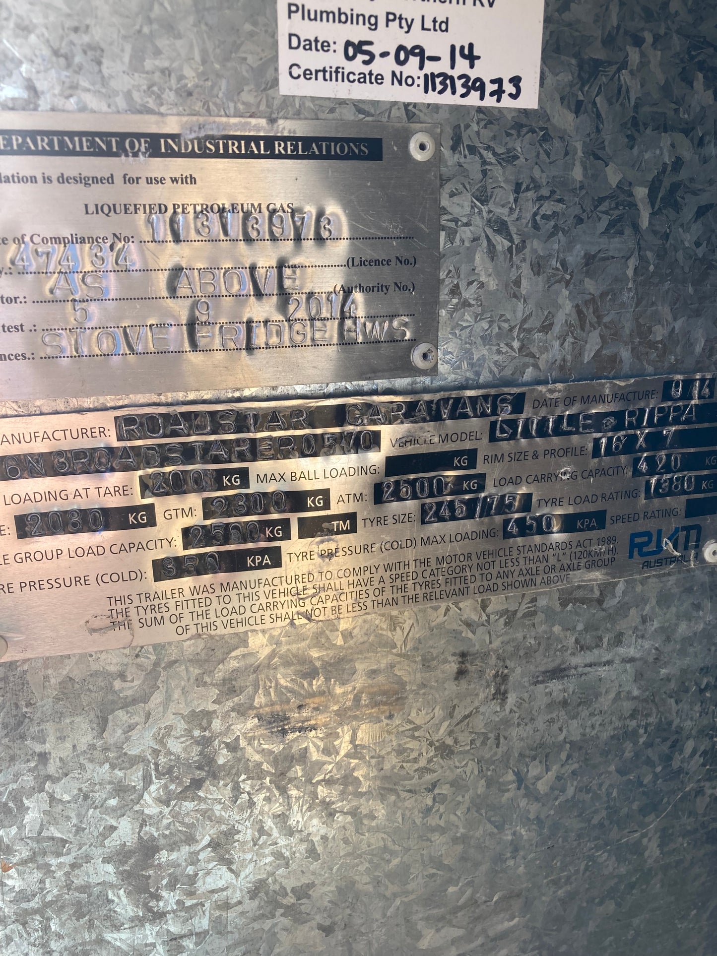 
                  
                    (SOLD) 2014 Roadstar Little Rippa 17.5ft
                  
                