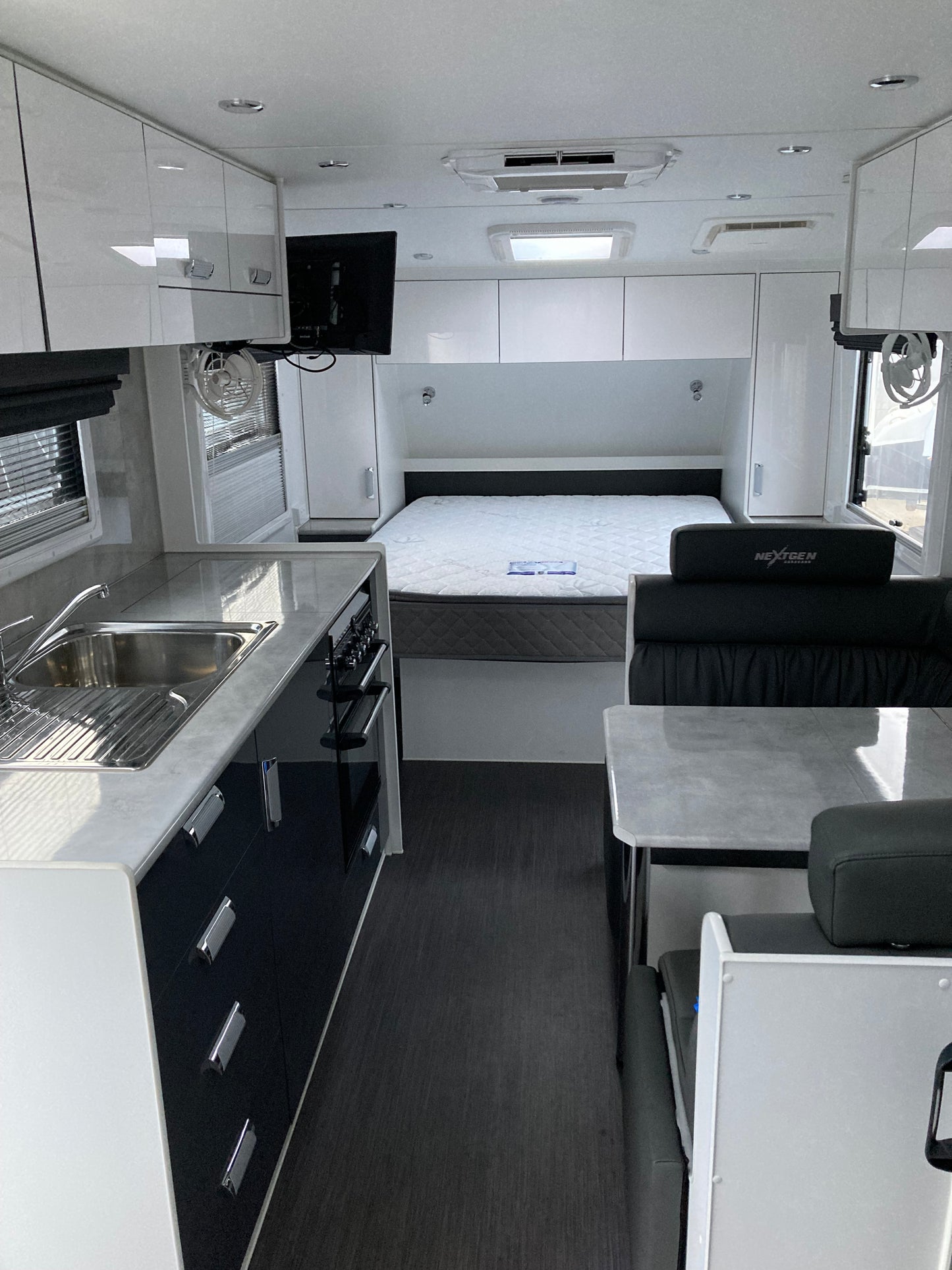 
                  
                    2019 NextGen Greyline 19.5ft Full Offroad
                  
                