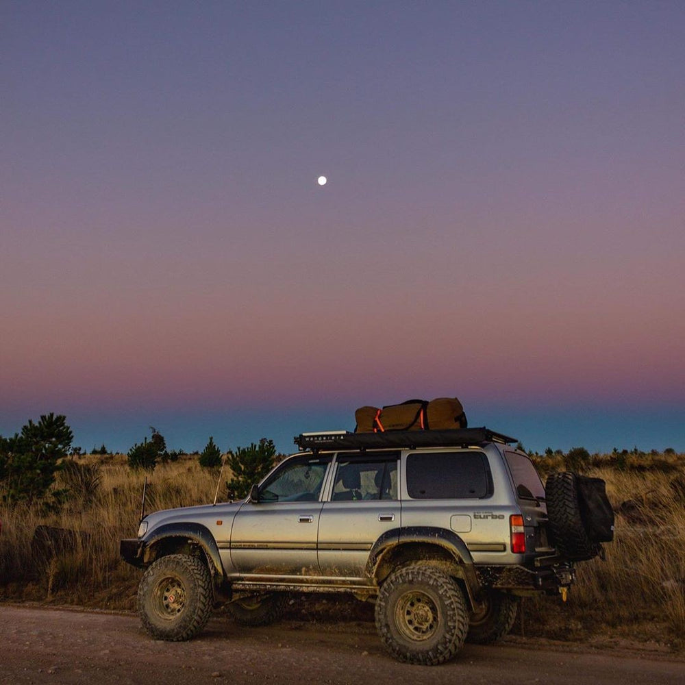 Landcruiser 80 Series Gullwing Emuwing Window