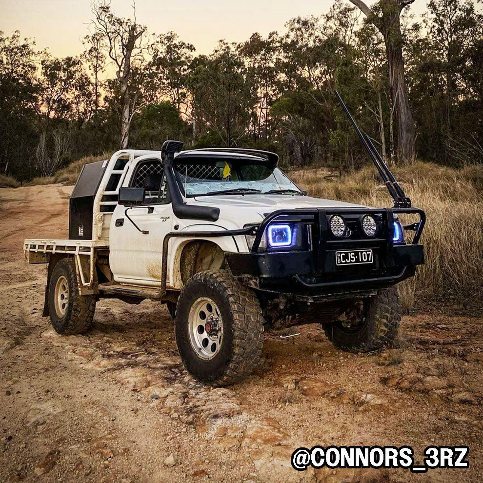 N60 Hilux Solar Screens