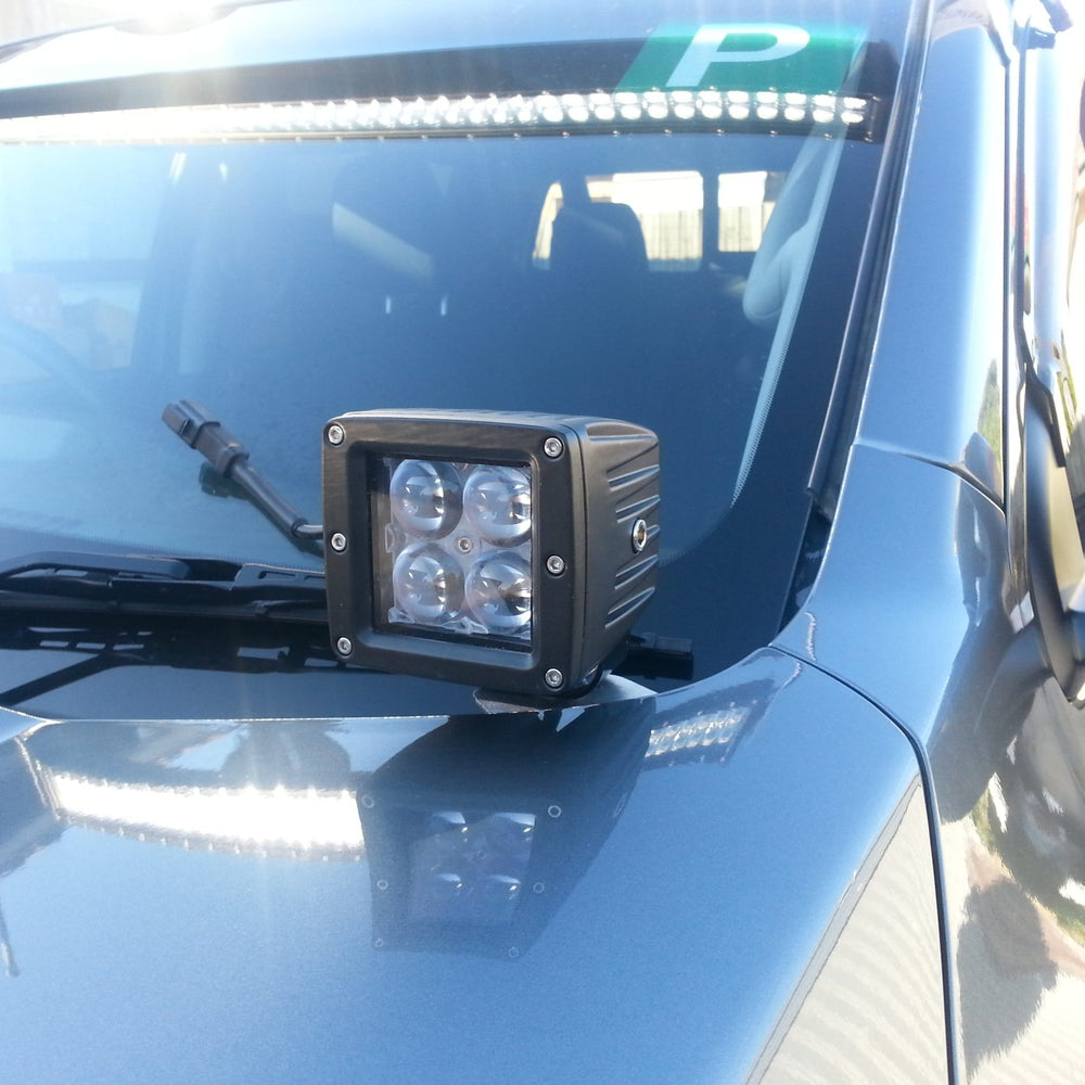 
                  
                    Nissan Navara NP300 Bonnet Hinge Ditch Light Bracket Pair
                  
                
