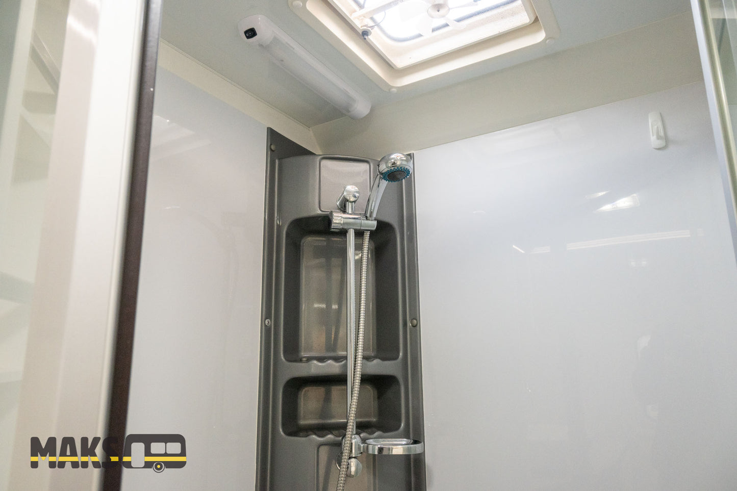 
                  
                    2019 Avida Topaz 23ft
                  
                