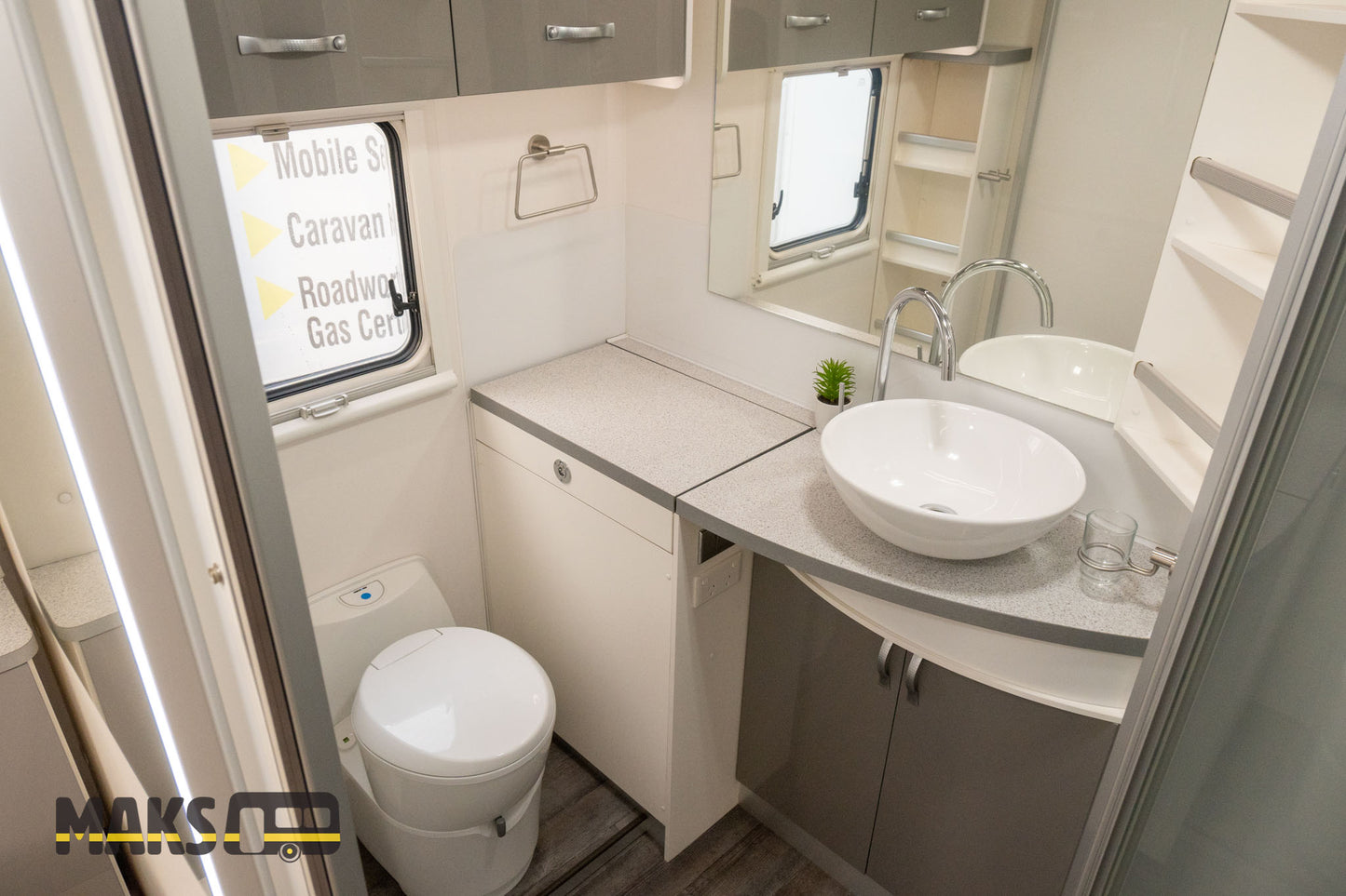 
                  
                    2019 Avida Topaz 23ft
                  
                