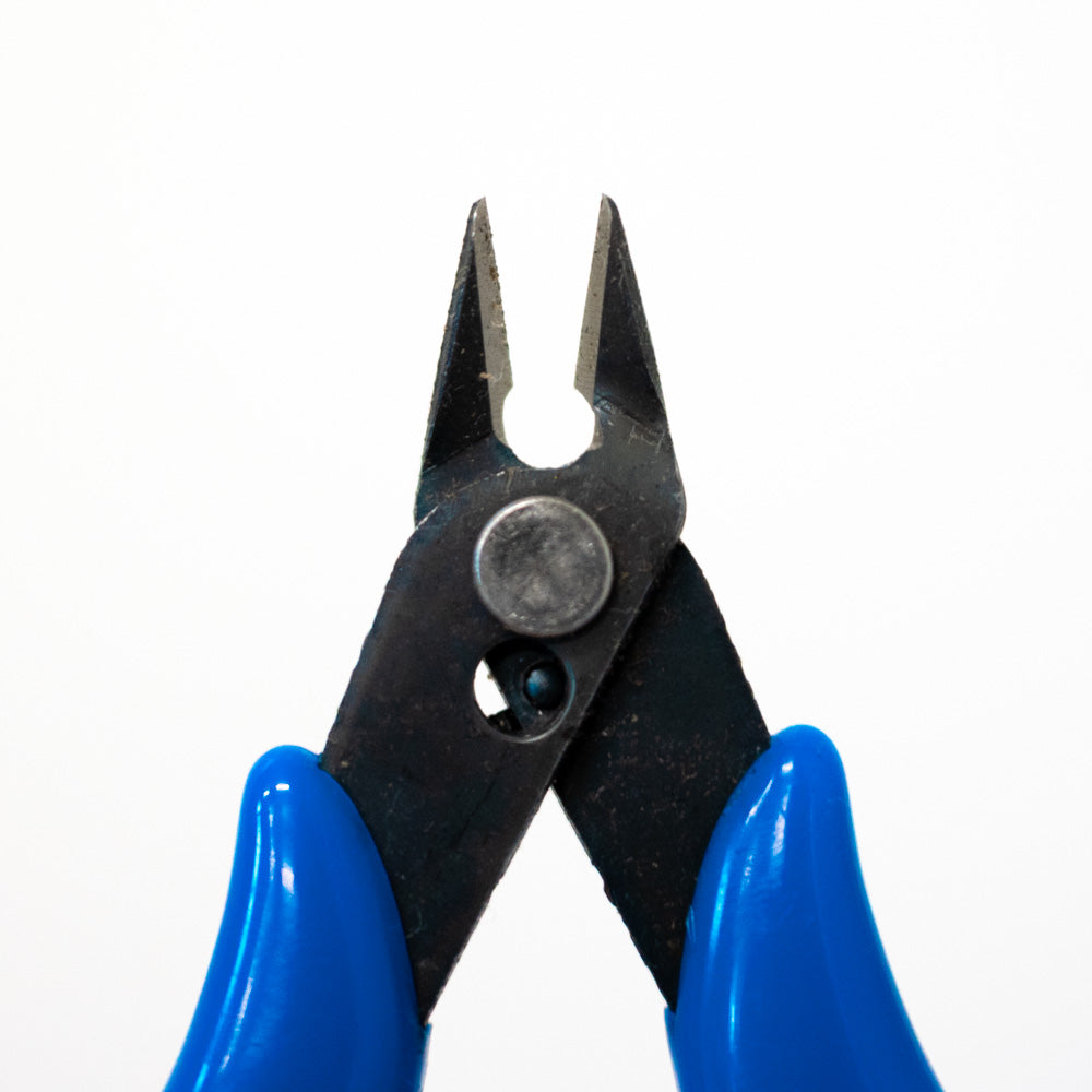 
                  
                    Bushbash Precision Angled Fibre Optic Shears
                  
                