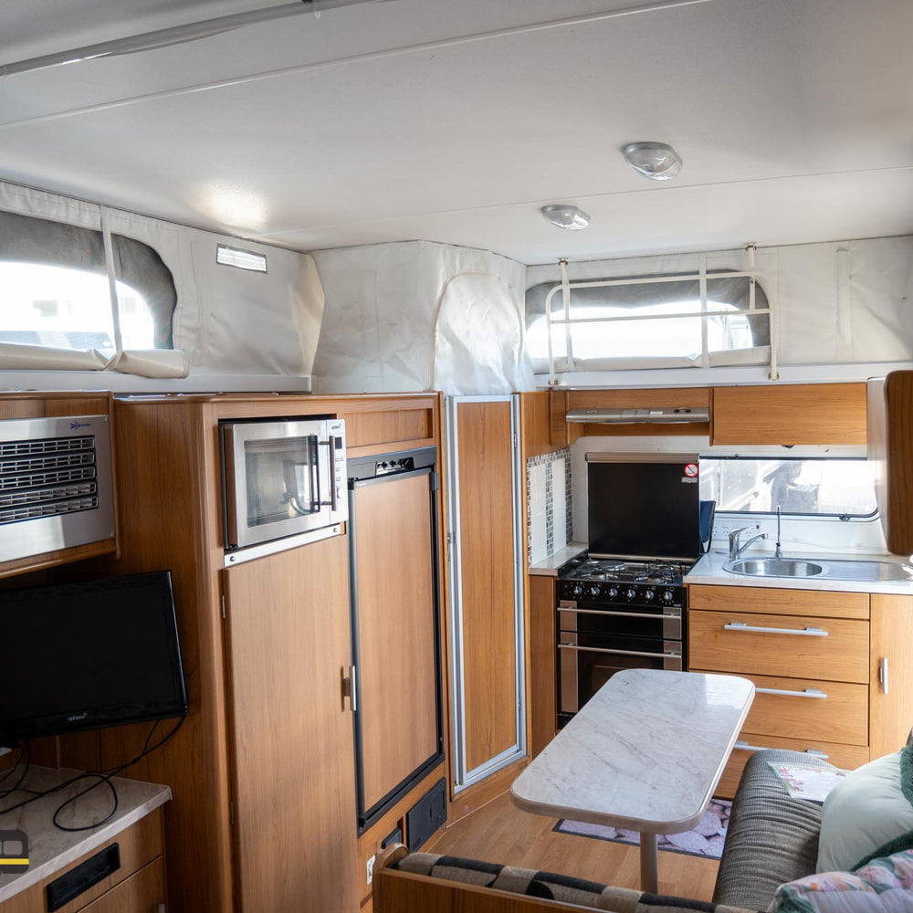 
                  
                    2010 Jayco Sterling 18.5FT
                  
                