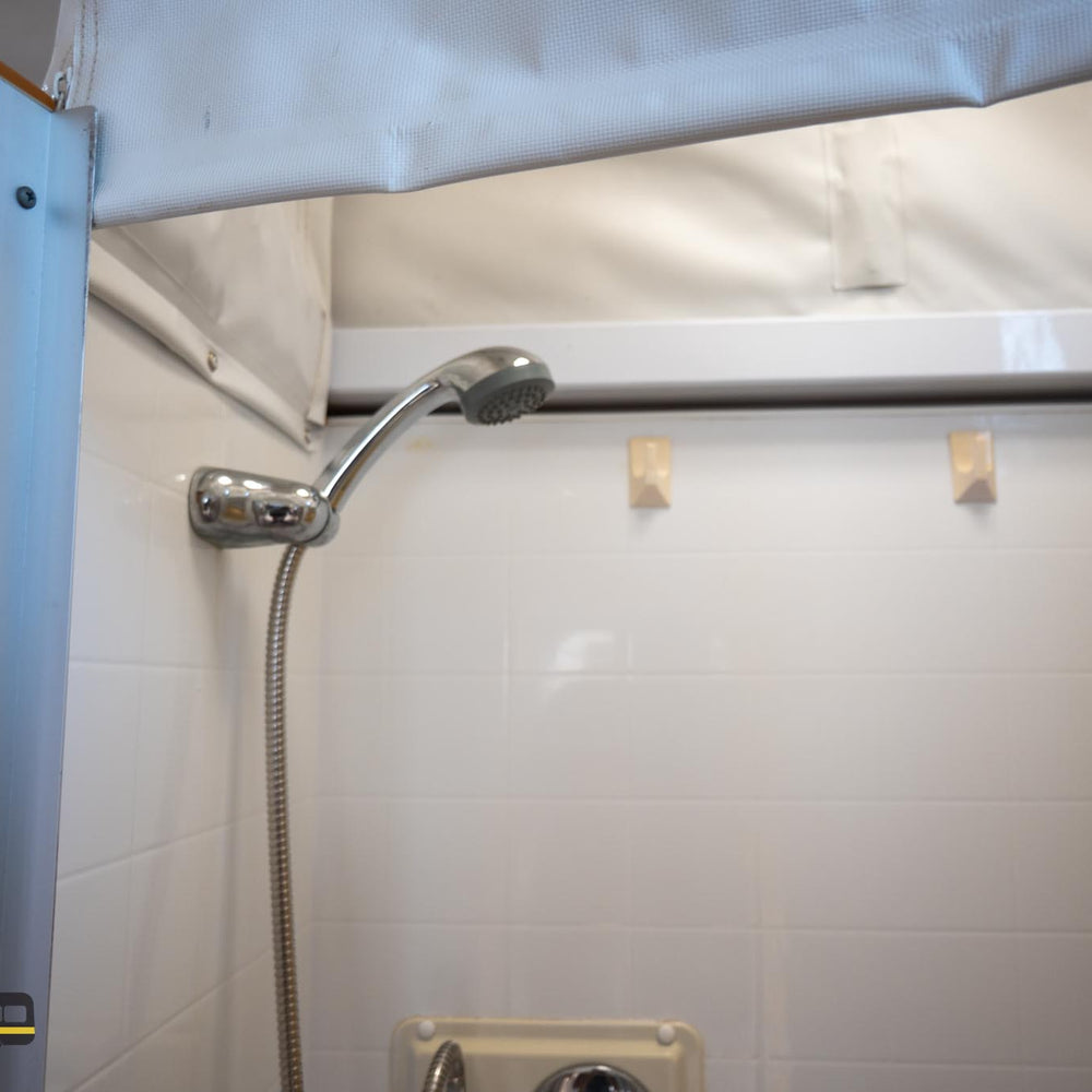 
                  
                    2010 Jayco Sterling 18.5FT
                  
                