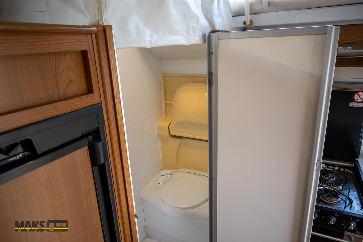 
                  
                    2010 Jayco Sterling 18.5FT
                  
                