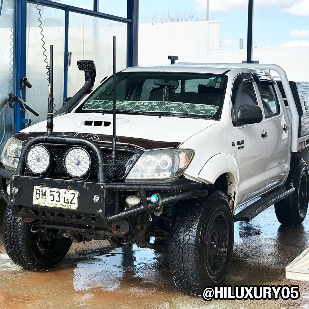 
                  
                    Solar Screens N70 Hilux
                  
                