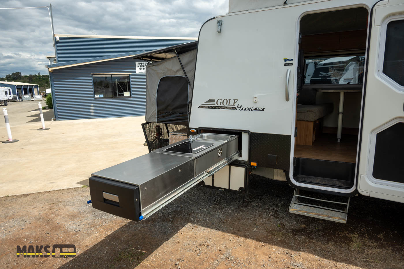 
                  
                    2018 Golf Savannah 16.5ft
                  
                