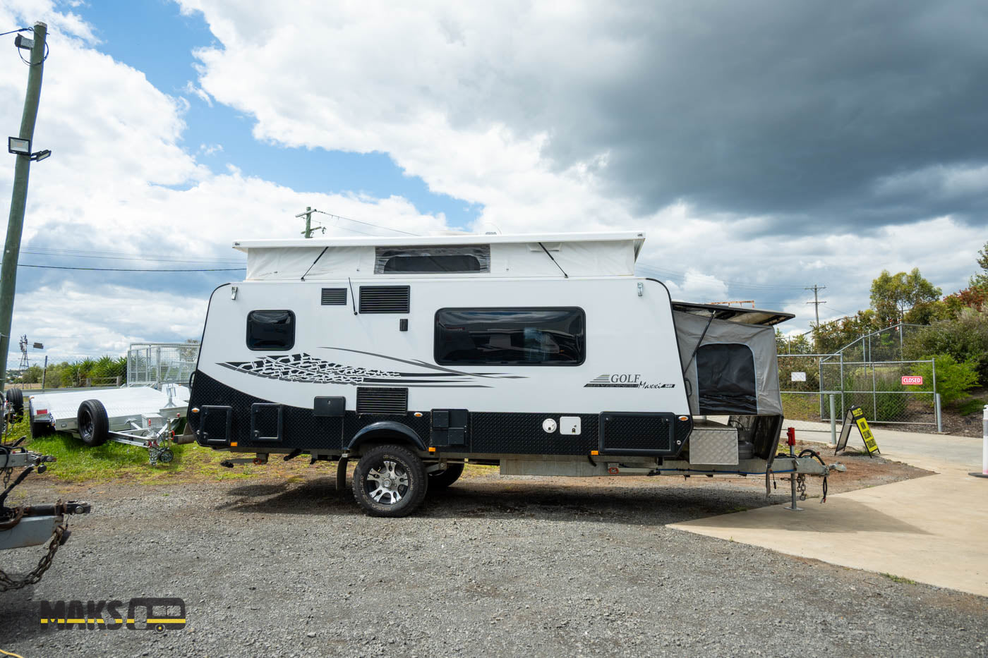 
                  
                    2018 Golf Savannah 16.5ft
                  
                