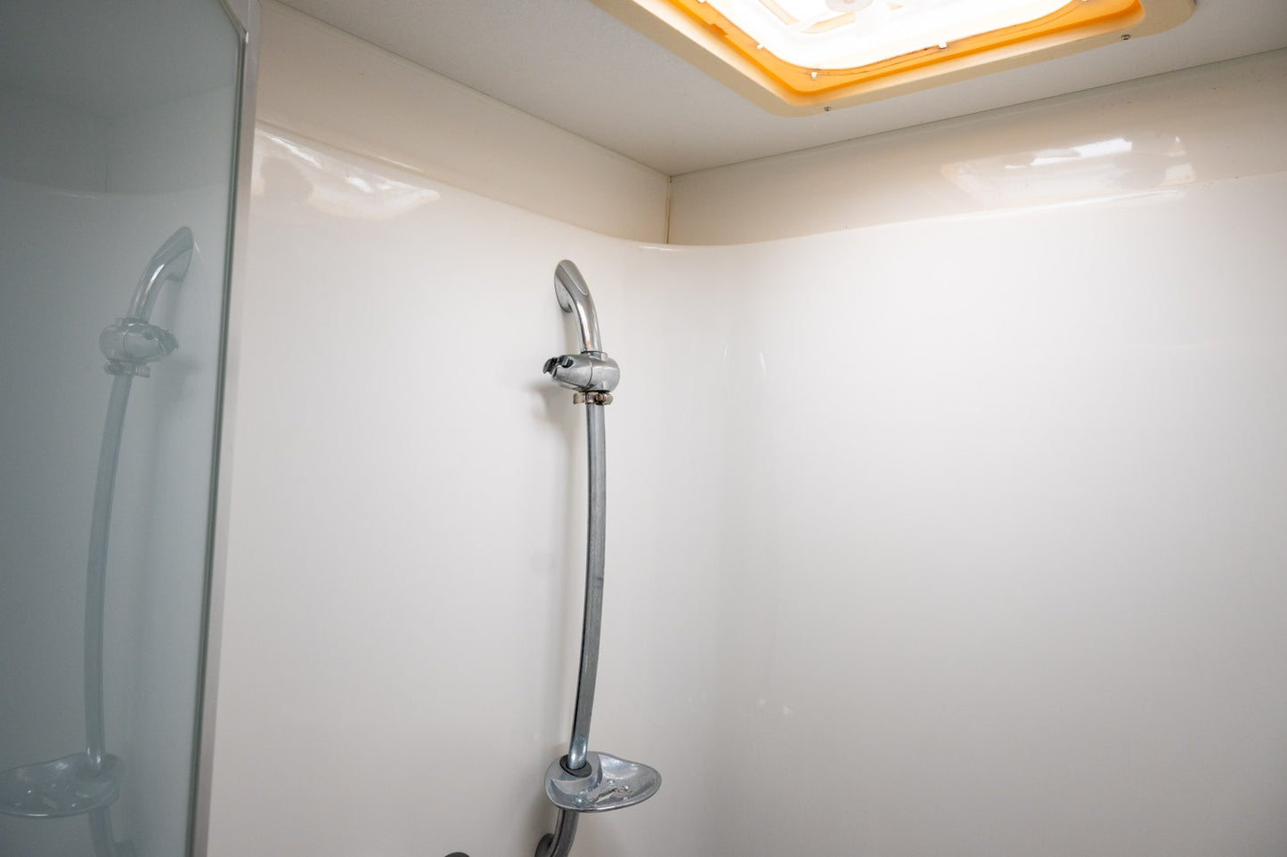 
                  
                    2010 Roadstar Limited Edition 19.5ft
                  
                