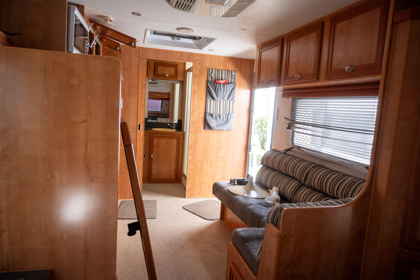 
                  
                    2010 Roadstar Limited Edition 19.5ft
                  
                