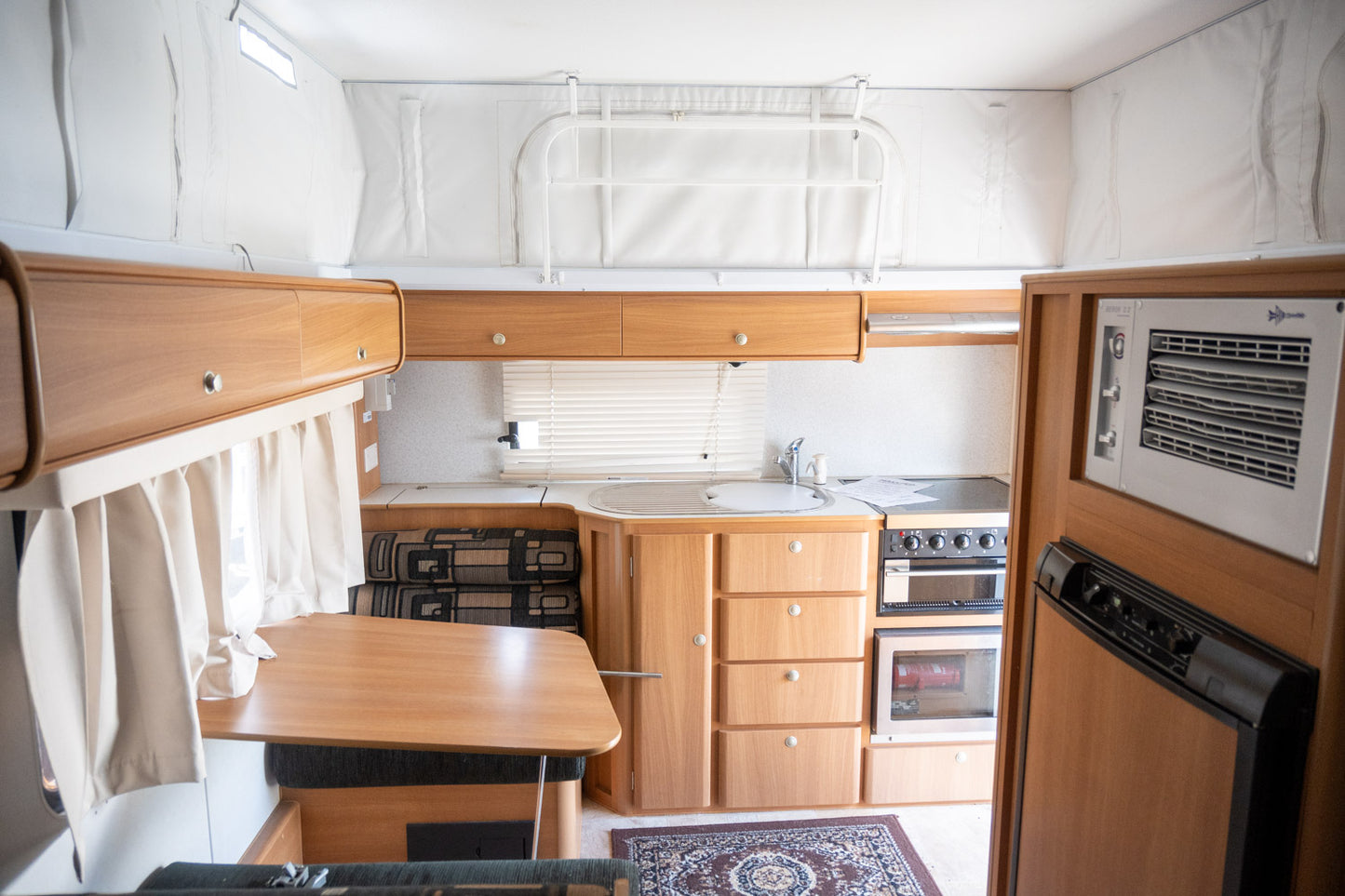 
                  
                    2010 Jayco Starcraft 14"
                  
                